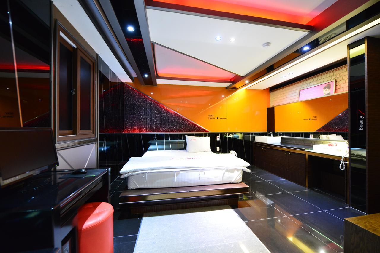 Daegu Piano Motel Extérieur photo