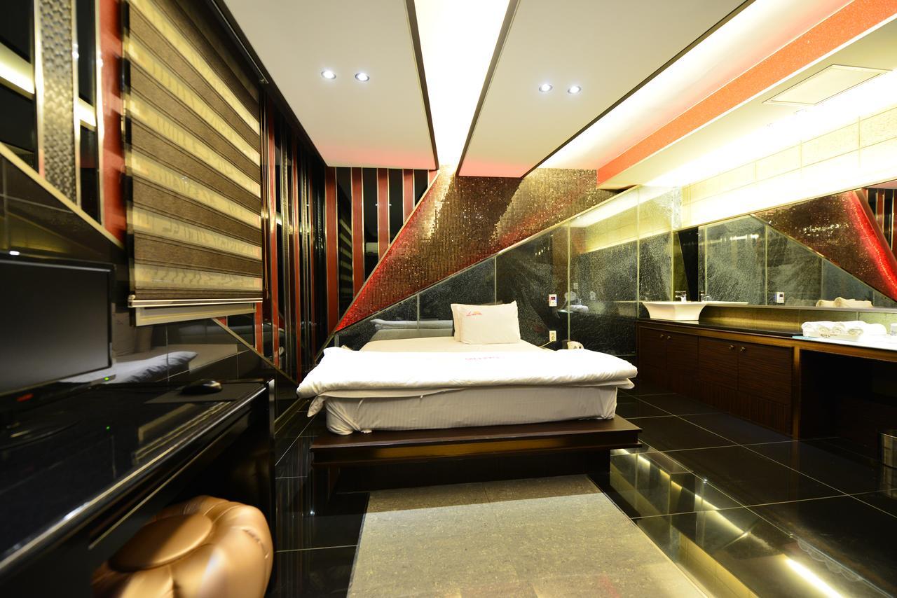 Daegu Piano Motel Extérieur photo